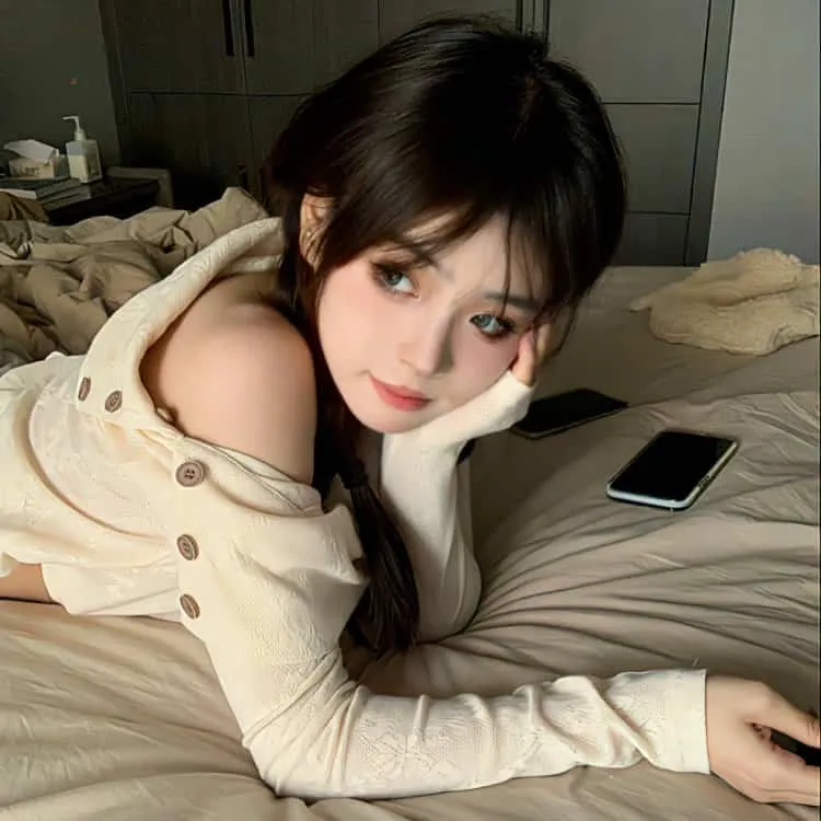 【反转神作】《365：逆转命运的1年》高清在线：十人穿越回一年前，却接连陷入死亡游戏