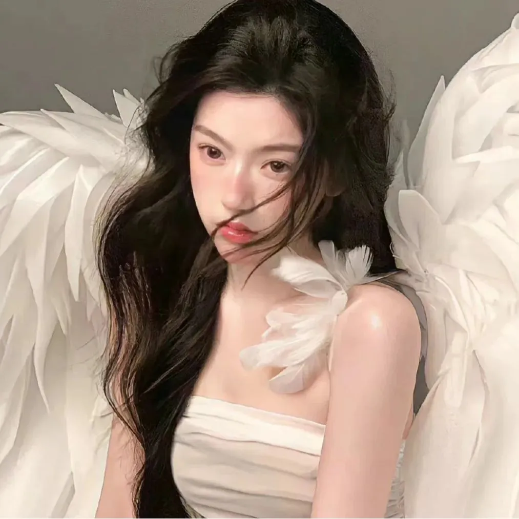 【科幻动作】《魔女》首部曲金多美：看起来人畜无害的女高中生，觉醒后一招秒杀全场武装特工