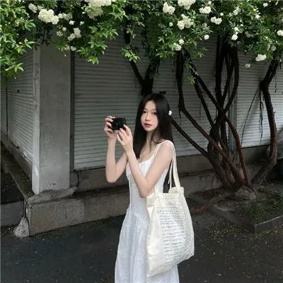 怪兽灾难经典《汉江怪物》宋康昊主演：汉江突现变异巨兽，小人物的殊死搏斗