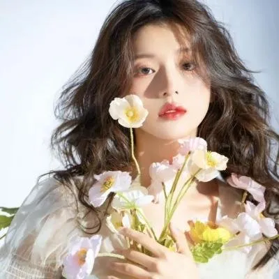 【女性成长】《东京女子图鉴》水川麻美：从小镇女孩到东京贵妇的二十年，残酷又真实的阶级攀爬史
